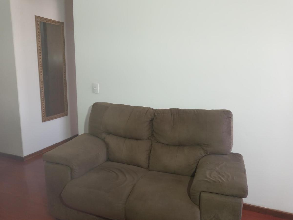 Apartamento funcional e confortável em Curitiba Esterno foto