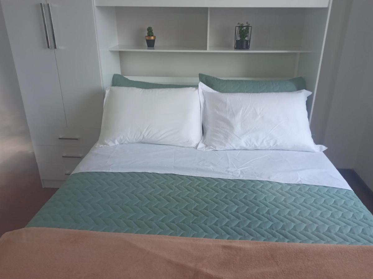 Apartamento funcional e confortável em Curitiba Esterno foto